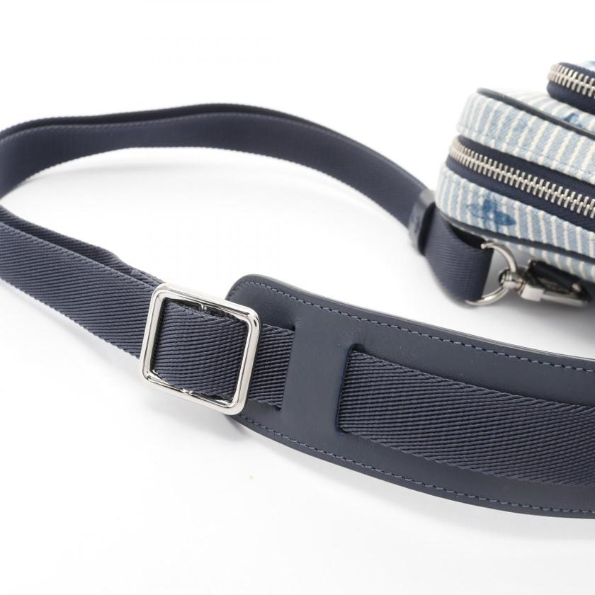Pre-loved LOUIS VUITTON Outdoors Pochette Hickory Stripe Watercolor Summer Collection Body Bag - Light Blue Navy Canvas