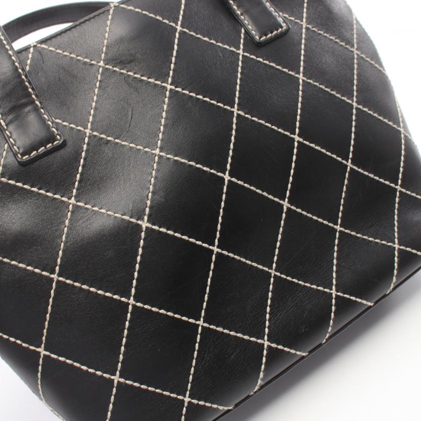 Pre-loved CHANEL Wild Stitch Handbag Tote Bag Leather Black Gold Hardware