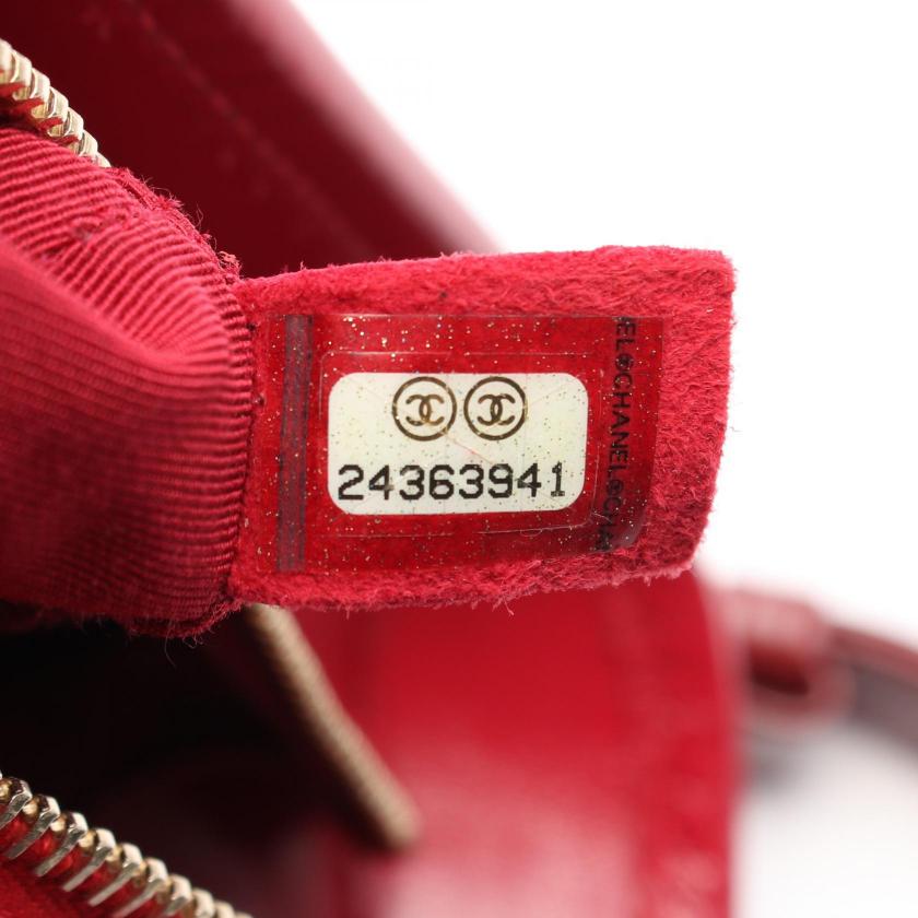 CHANEL Gabriel De Chanel Small Hobo Chain Shoulder Bag Pink Suede Leather