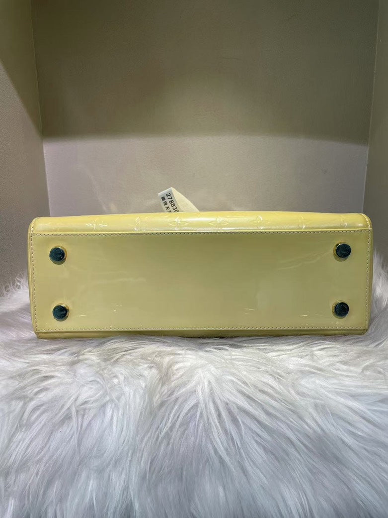 Louis Vuitton Vernis Bedford Beige Patent Leather Shoulder Bag
