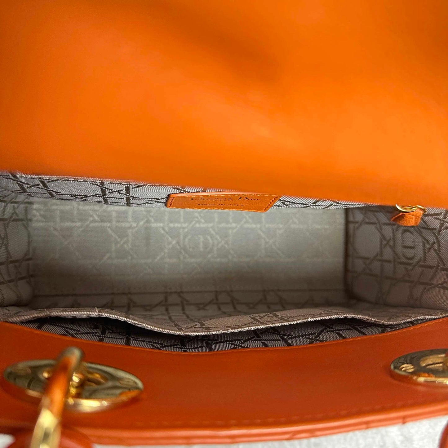 Pre-loved Dior Lady Dior Orange Lambskin Handbag Shoulder Bag - BJ1101605012