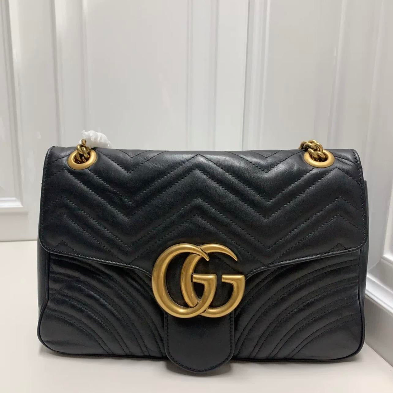 Pre-loved Gucci Marmont Black GG Cowskin Shoulder Bag - BJ1101704065