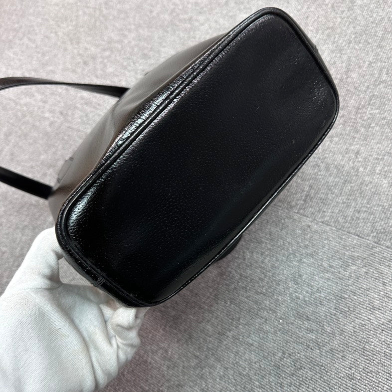 Gucci Black BVJ Tote Bag - Pre-loved Leather Style