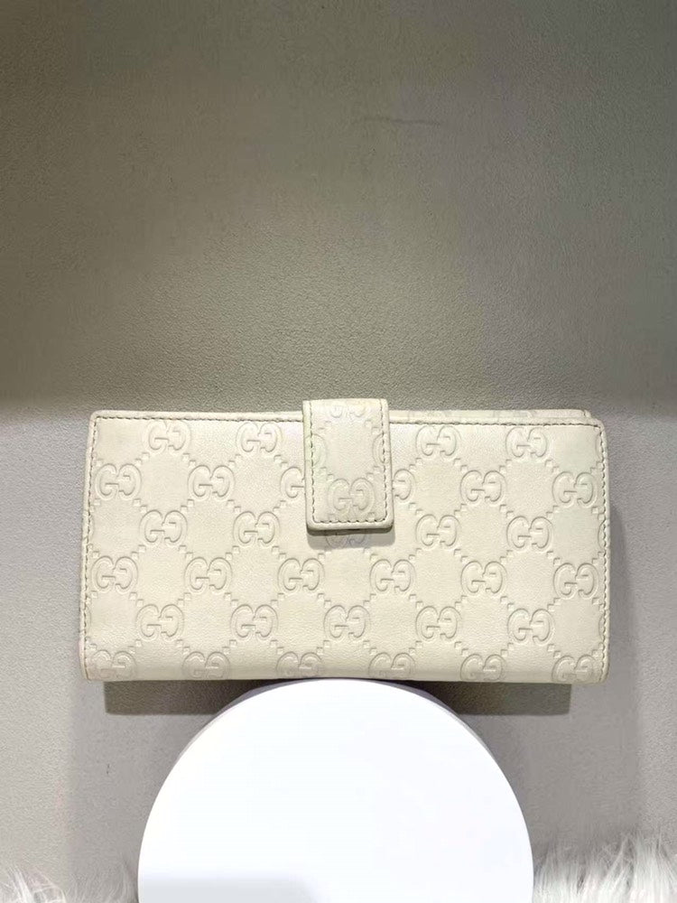 Pre-loved GUCCI GG Heart Leather Wallet Off-White