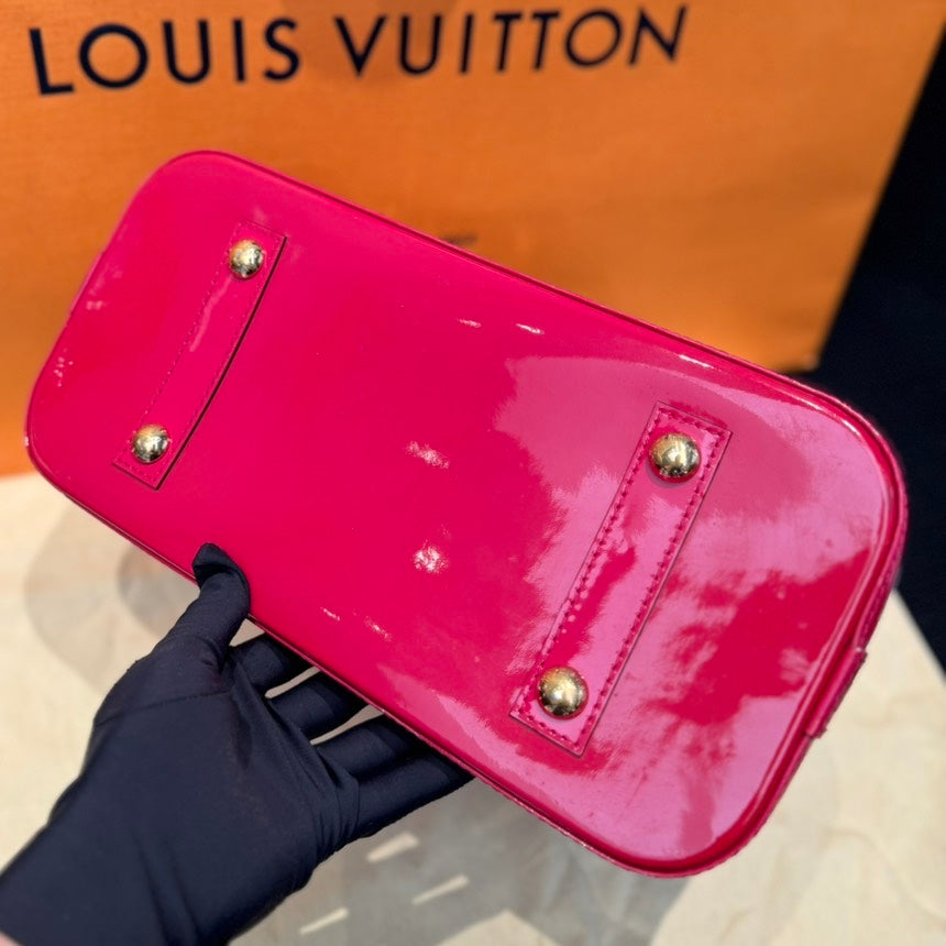 LOUIS VUITTON Alma BB Rose Pop Vernis Leather Handbag