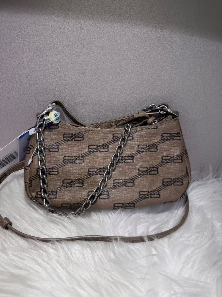 Pre-loved BALENCIAGA Motocross Beige Shoulder Bag