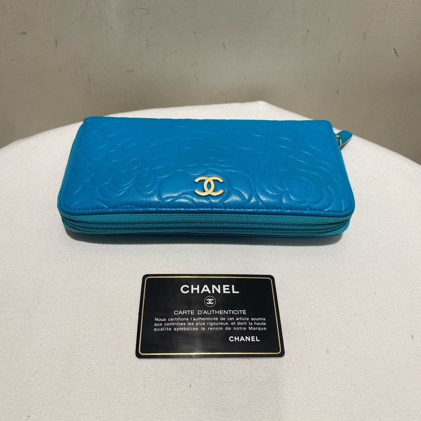 Chanel Camellia Wallet in Vibrant Blue Leather - Preloved with Card