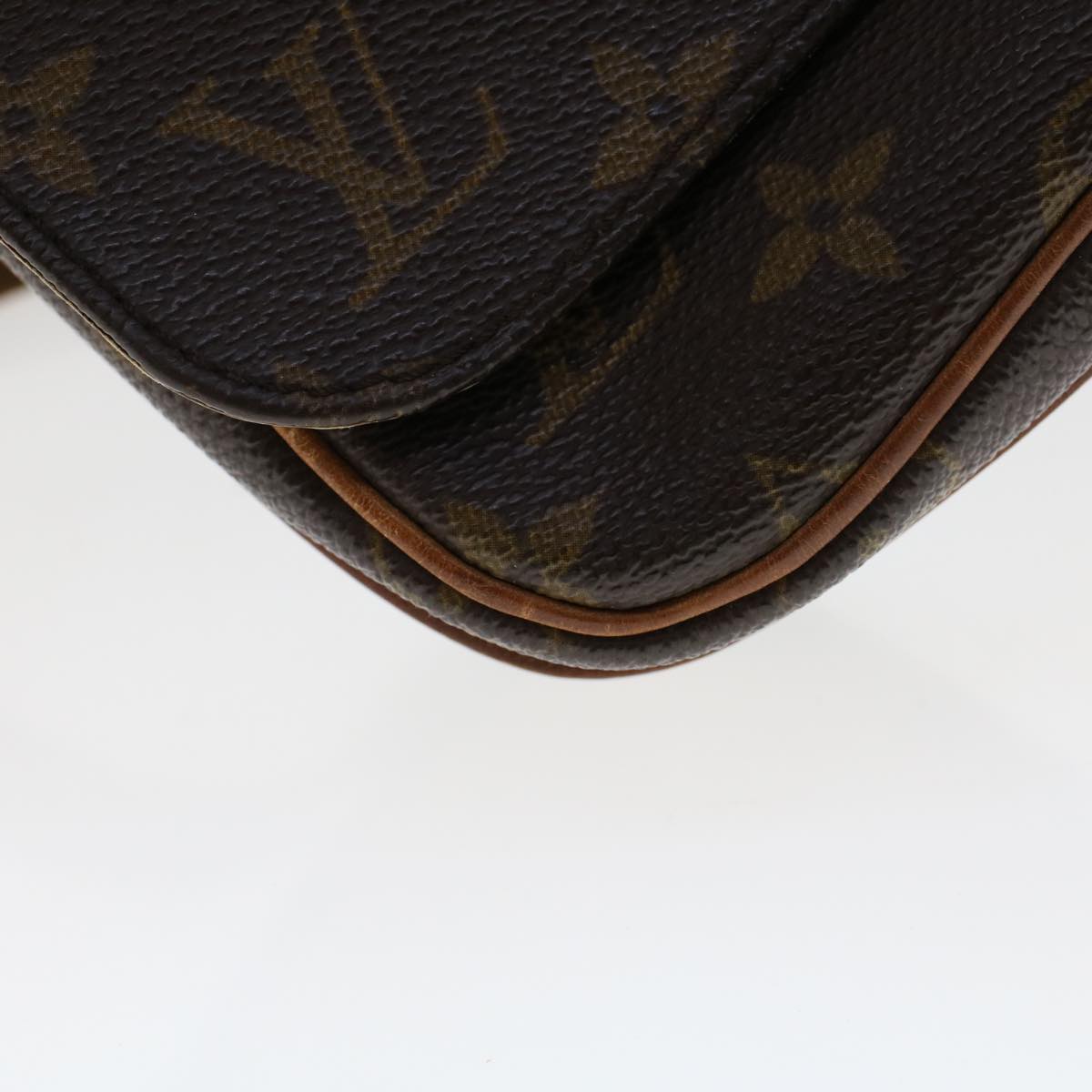 LOUIS VUITTON Monogram Cartouchiere MM Shoulder Bag M51253 LV rd5501