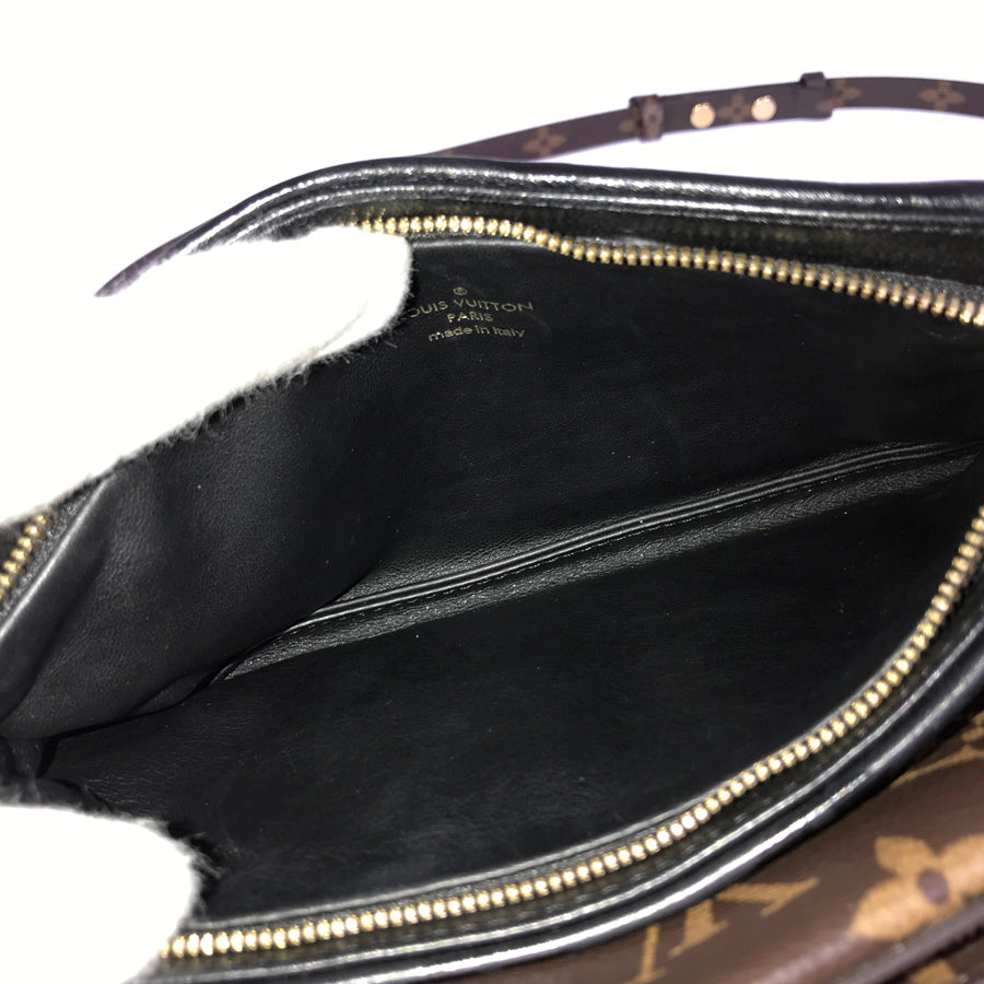 LOUIS VUITTON Monogram Monogram Reverse Pochette LV3 M45412 Shoulder bag