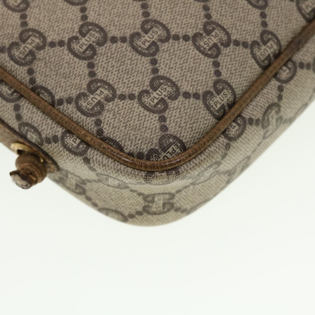 GUCCI GG Plus Canvas Shoulder Bag PVC Leather Beige th3681