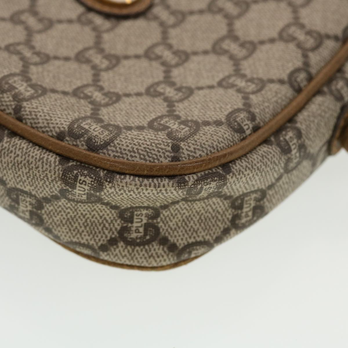 GUCCI GG Plus Canvas Shoulder Bag PVC Leather Beige th3722