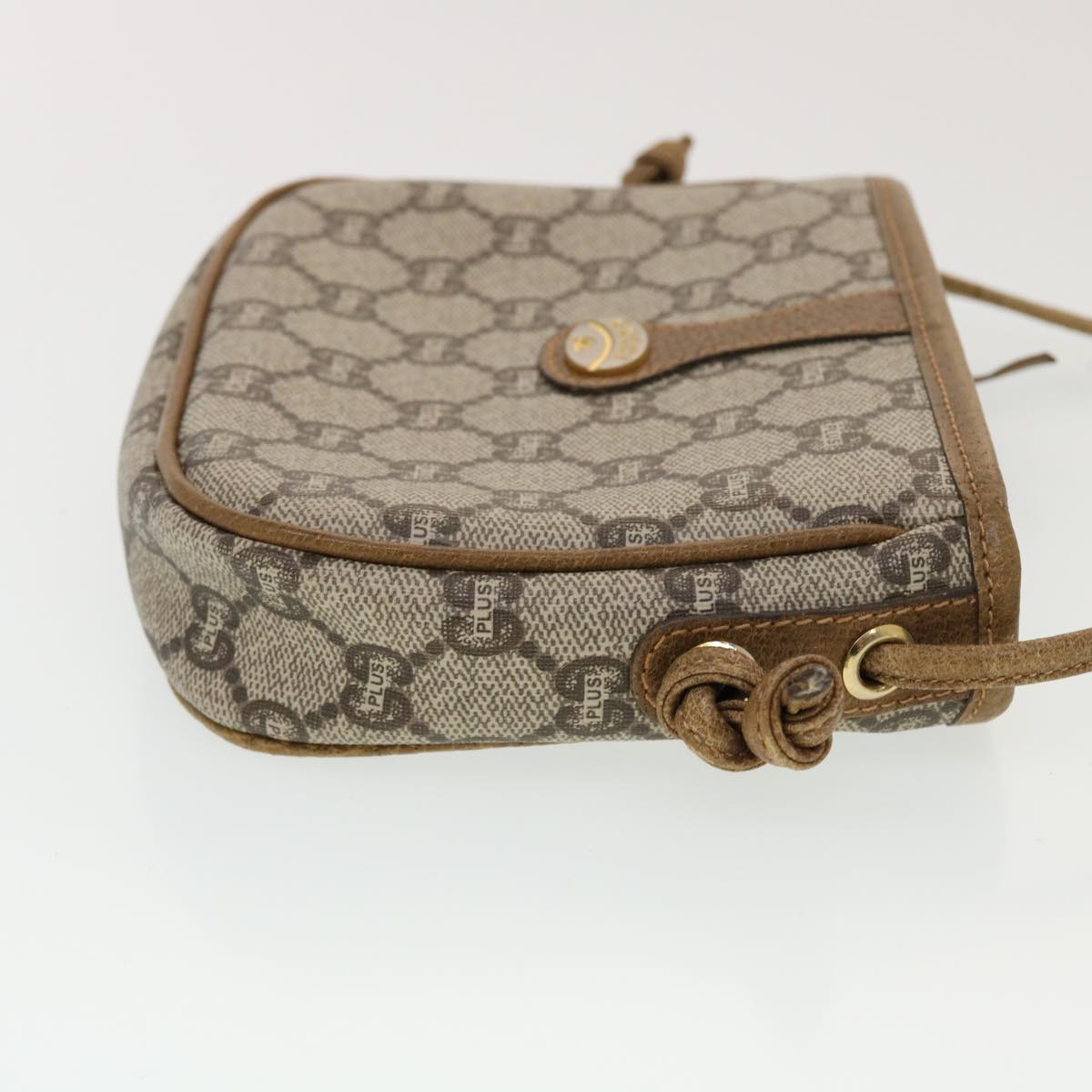 GUCCI GG Plus Canvas Shoulder Bag PVC Leather Beige th3722