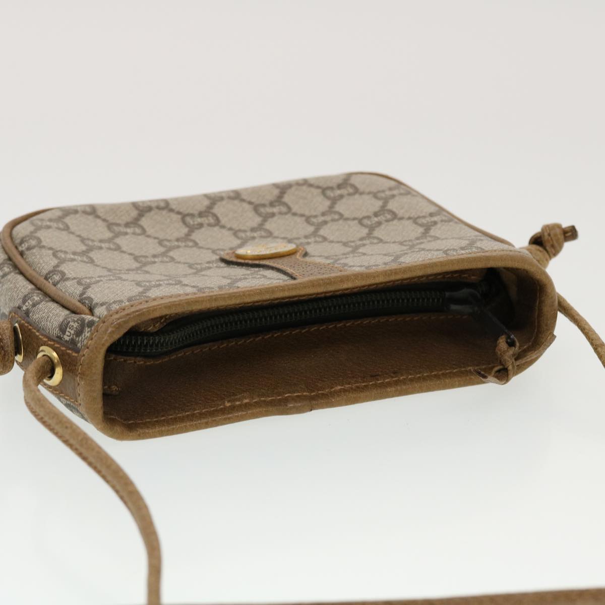 GUCCI GG Plus Canvas Shoulder Bag PVC Leather Beige th3722