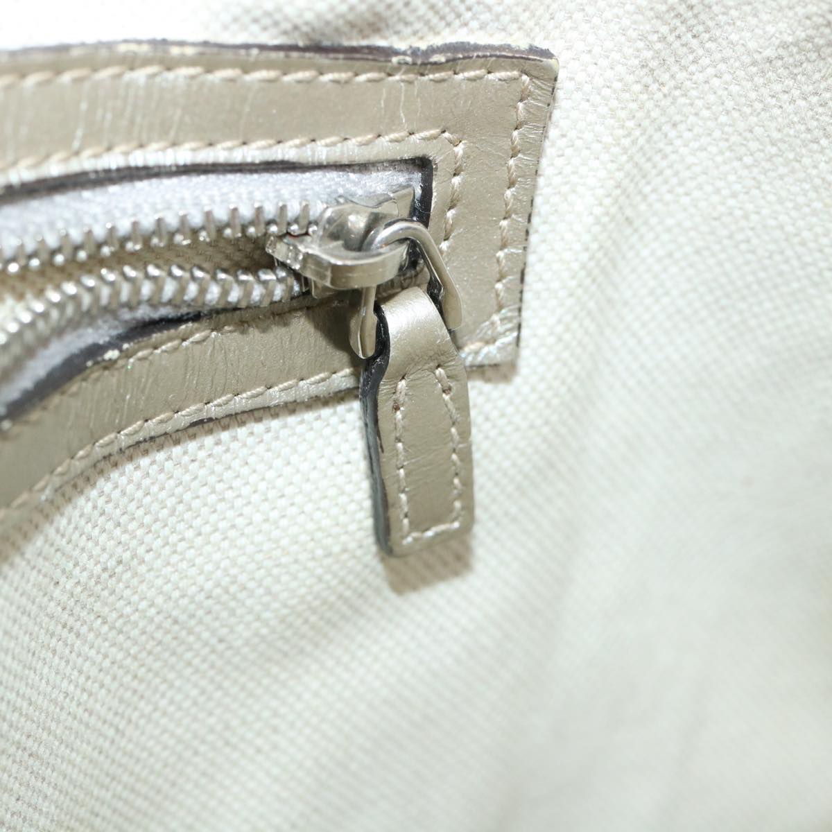 GUCCI GG Canvas Shoulder Bag Silver 197953 tp598
