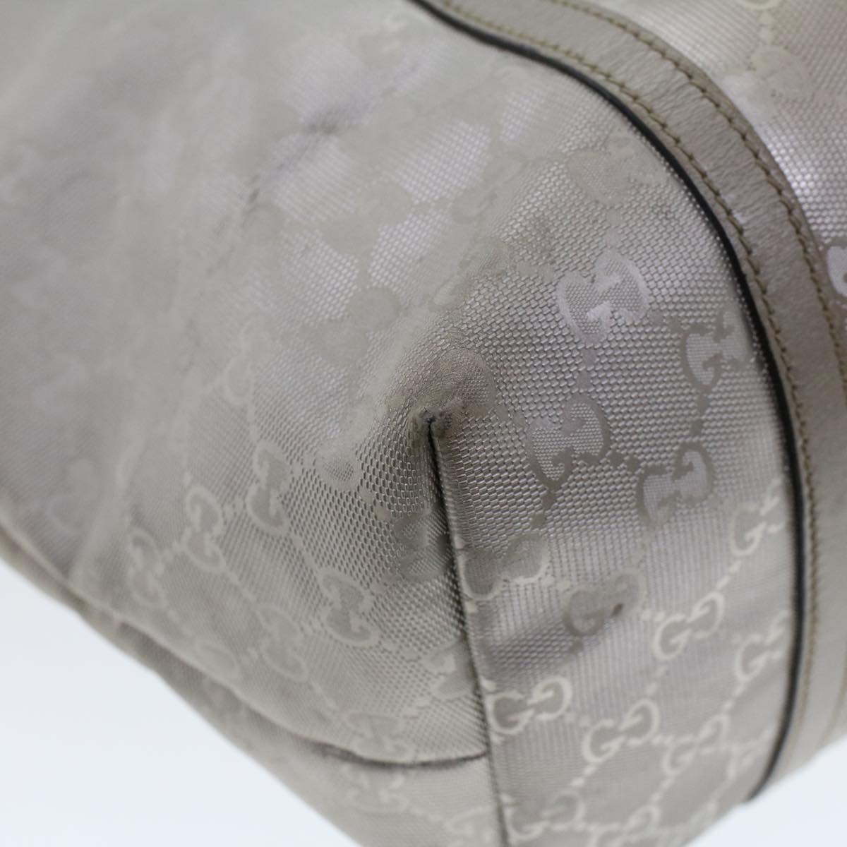 GUCCI GG Canvas Shoulder Bag Silver 197953 uy130