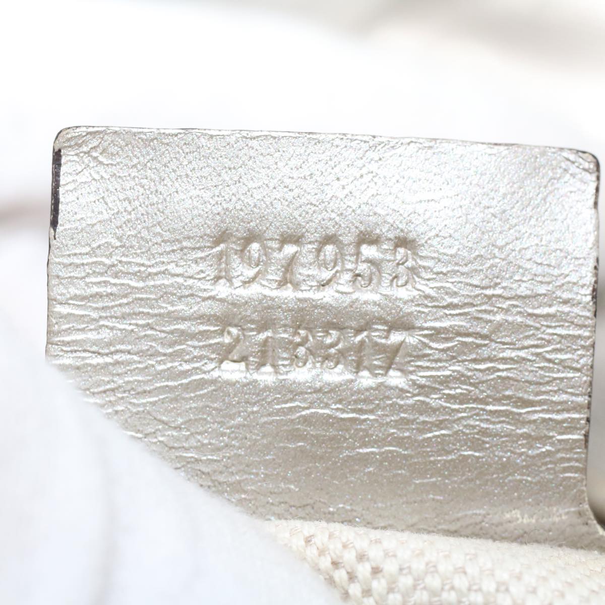 GUCCI GG Canvas Shoulder Bag Silver 197953 uy130