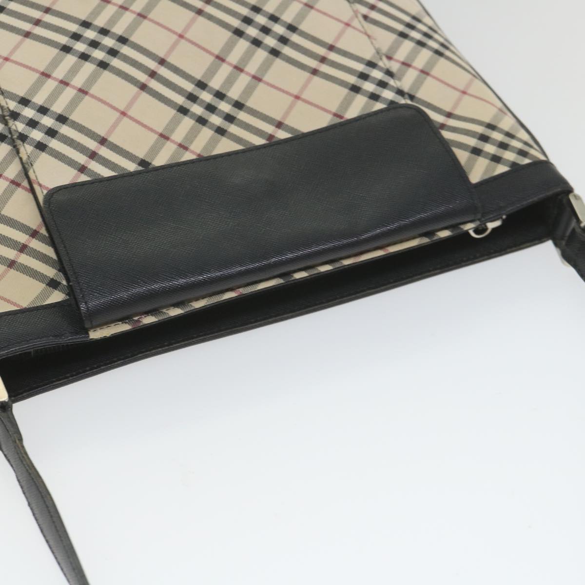 Burberry Nova Check Shoulder Bag Nylon Canvas Beige Auth yk9422