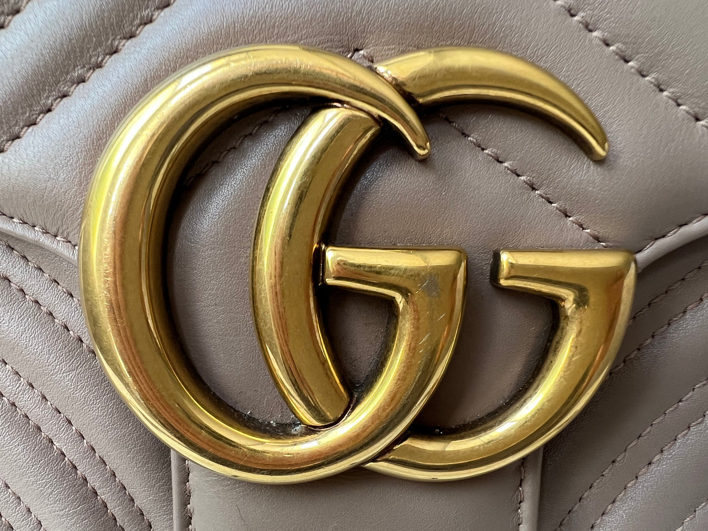 Gucci GG Dusty Pink Marmont Medium Shoulder Bag