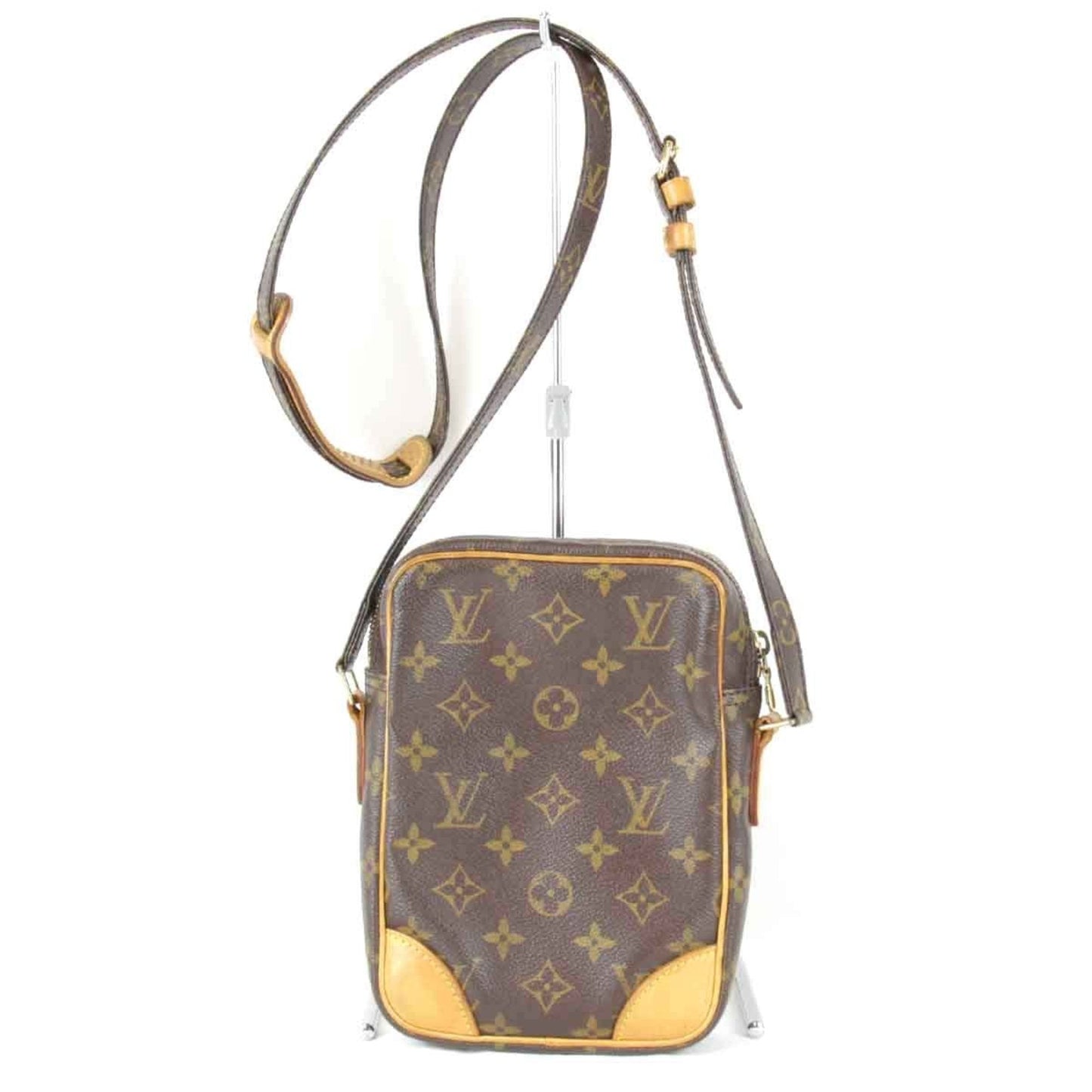Louis Vuitton   Shoulder Bag
