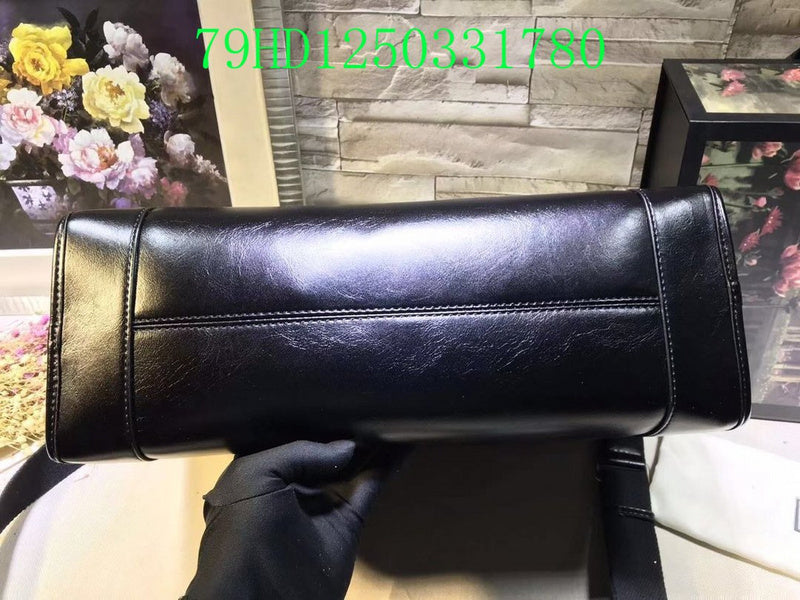 Gucci Bags - The Tote   975