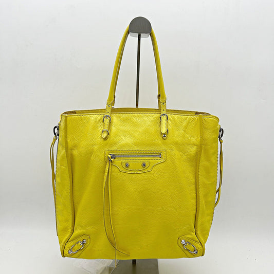 BALENCIAGA Supple Calfskin Papier A5 Zip Around Tote Jaune Soleil LA18930