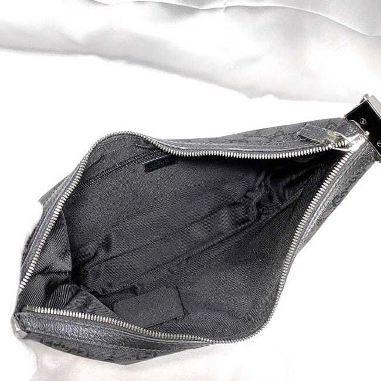 GUCCI GG canvas Shoulder Bag