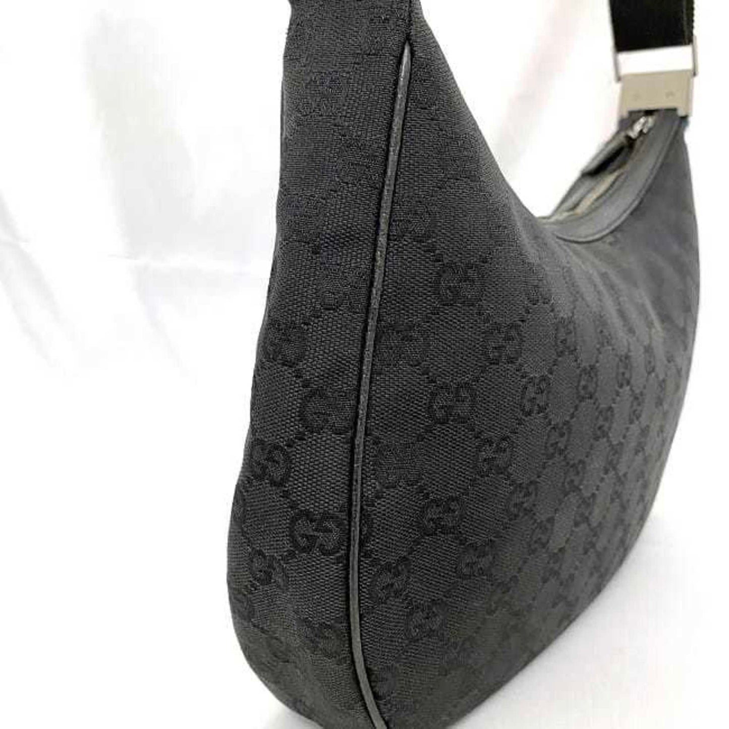 GUCCI GG canvas Shoulder Bag