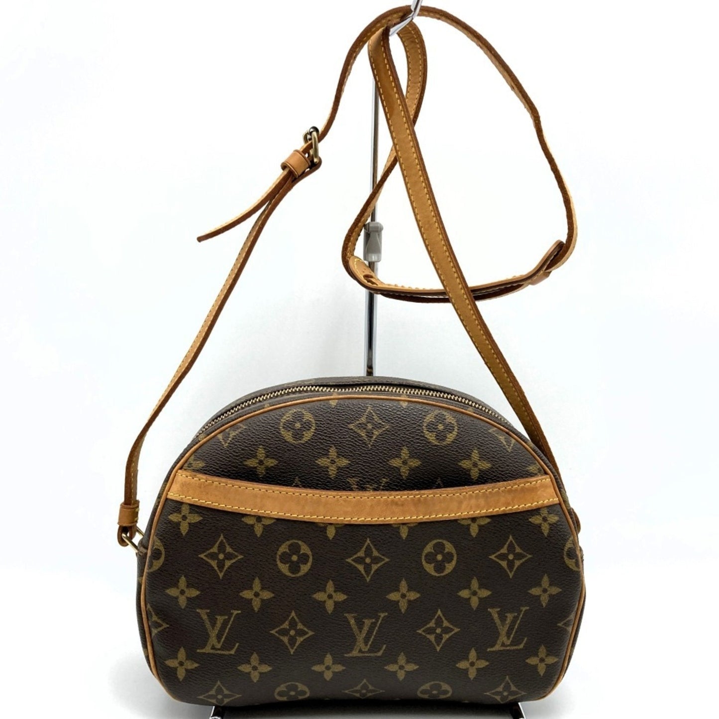LOUIS VUITTON Blois Shoulder Bag