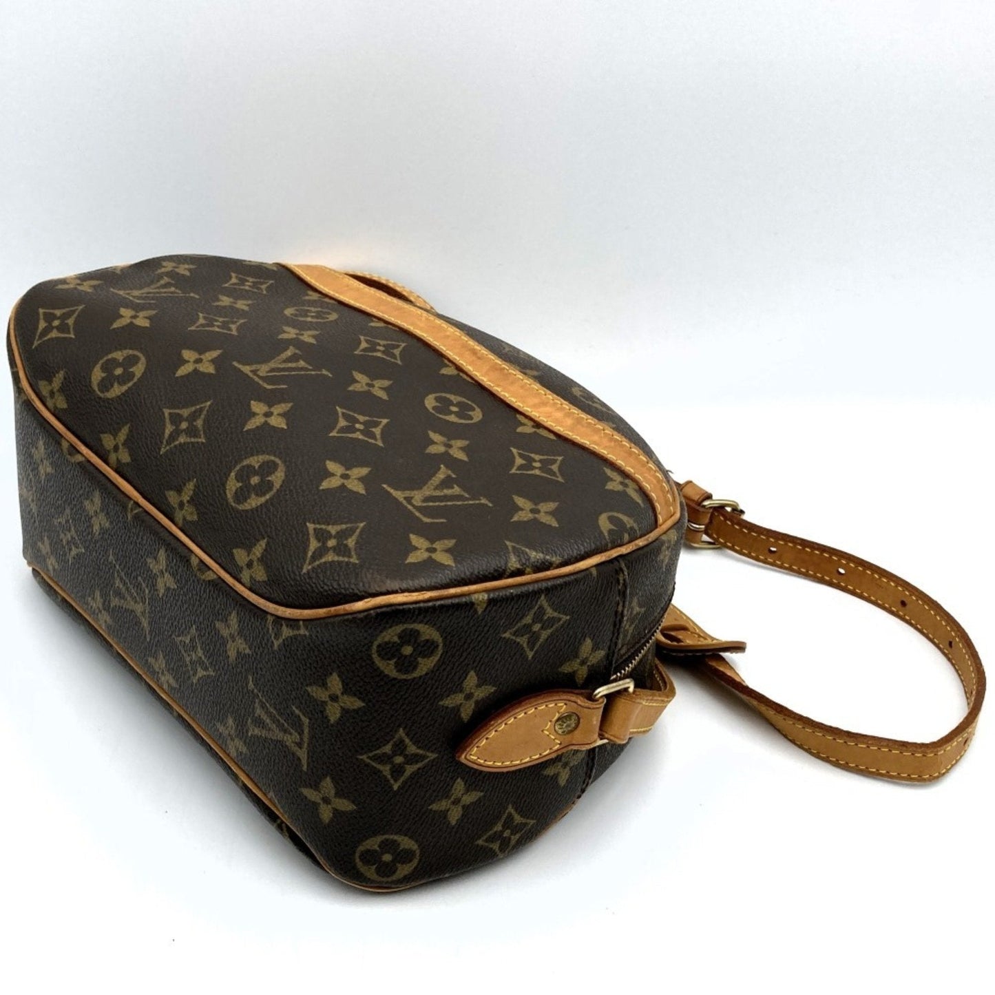 LOUIS VUITTON Blois Shoulder Bag