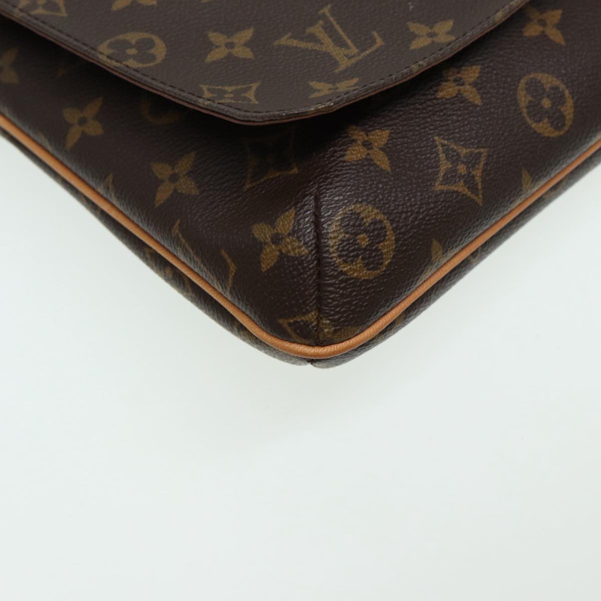 LOUIS VUITTON Musette Tango Shoulder Bag