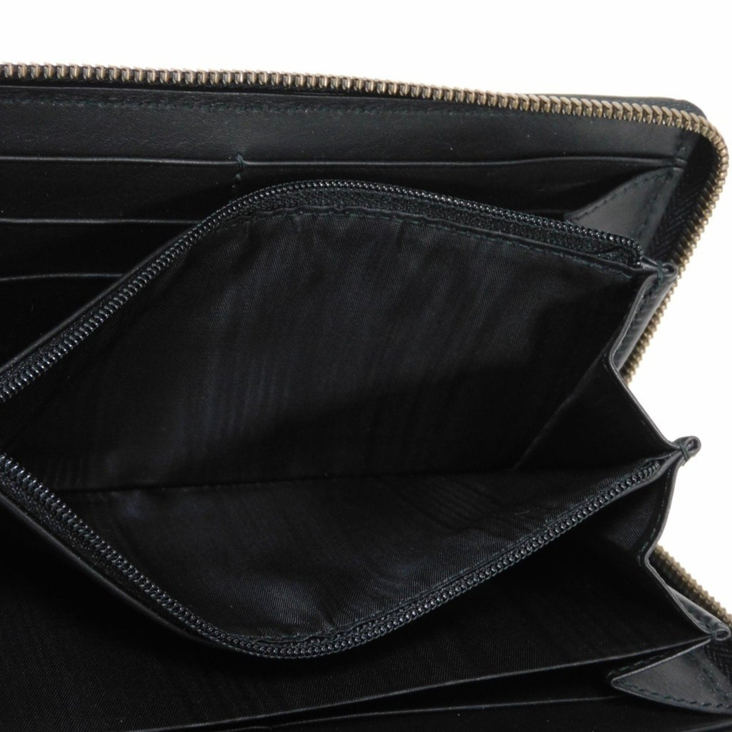 GUCCI Zip around Wallet