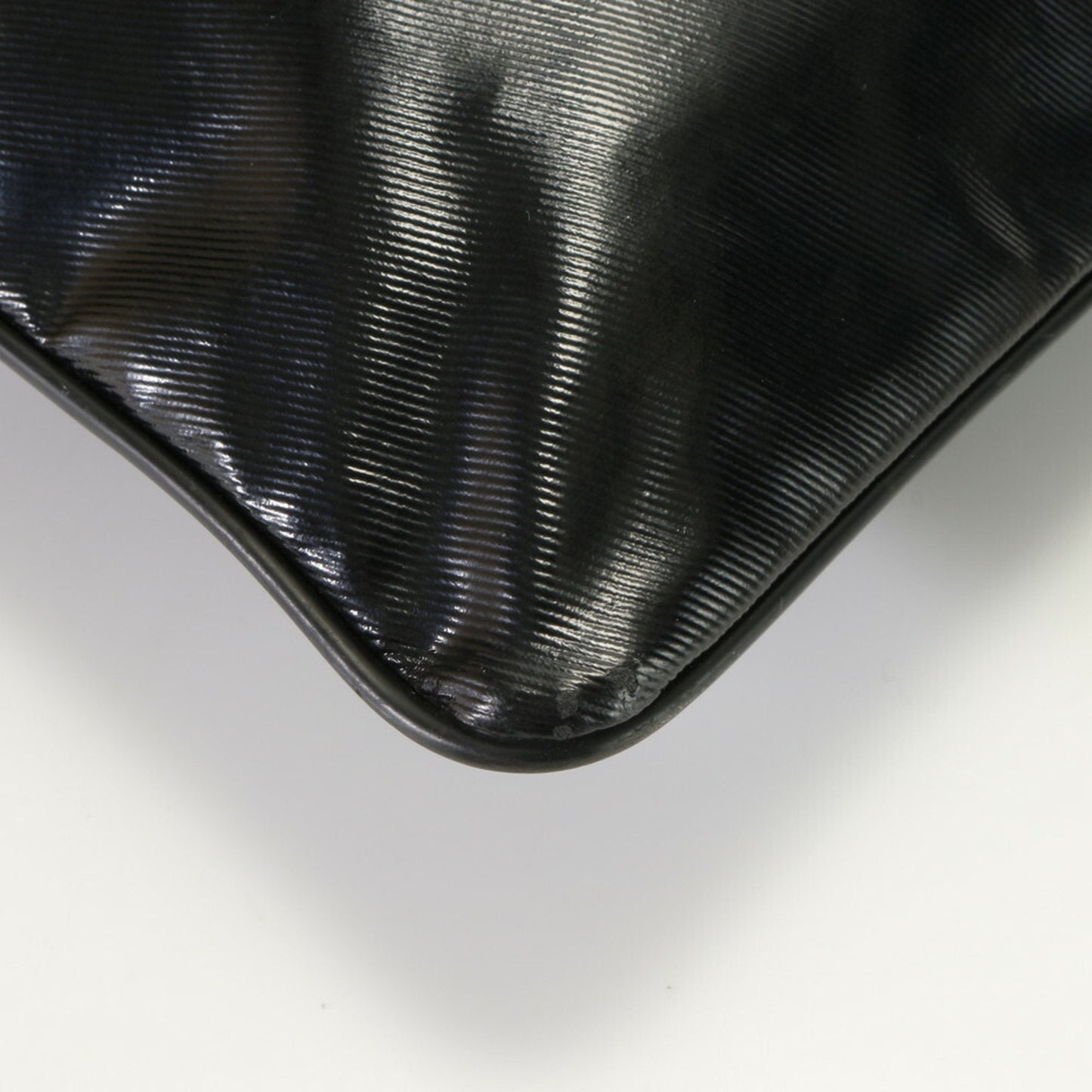 GUCCI Crest Shoulder Bag