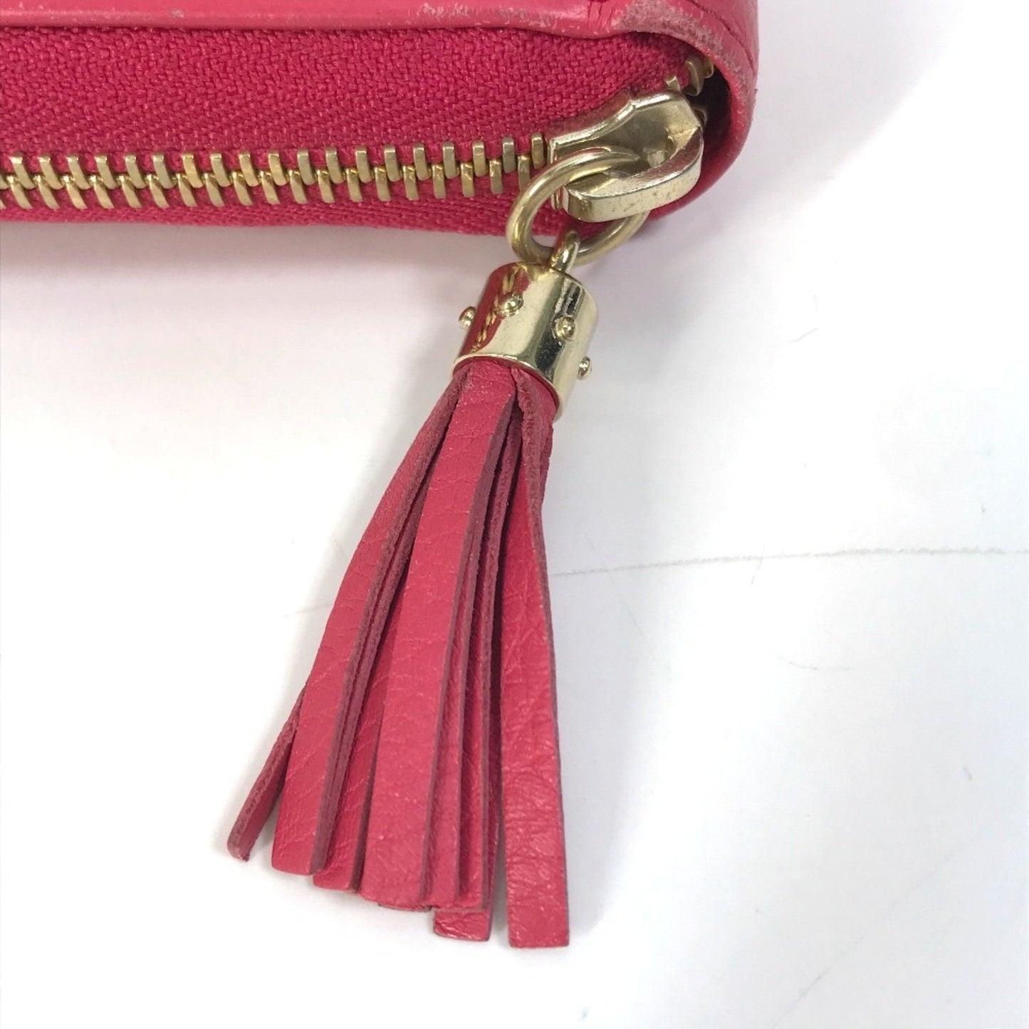 GUCCI Zip around Wallet