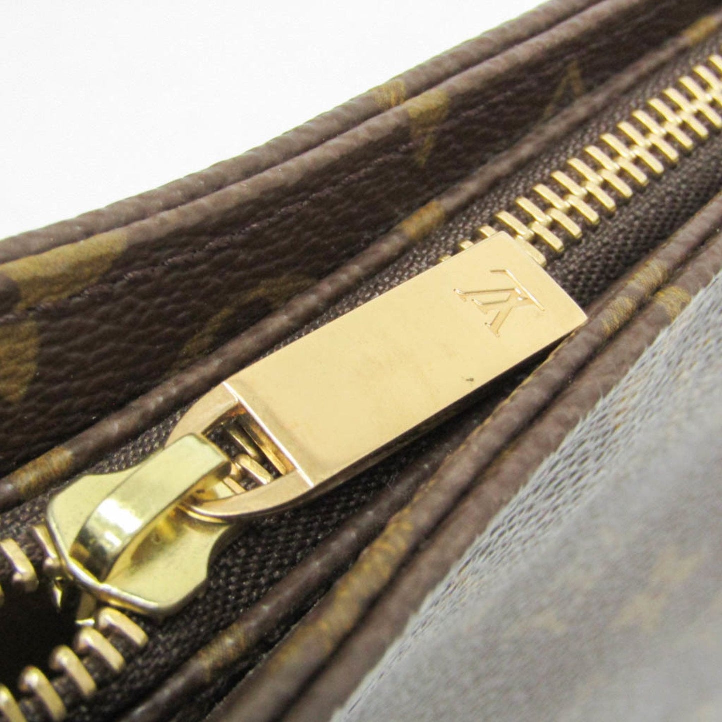 LOUIS VUITTON Looping Shoulder Bag