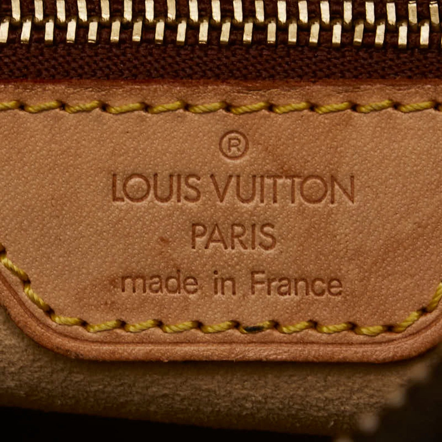 LOUIS VUITTON Looping MM Shoulder Bag