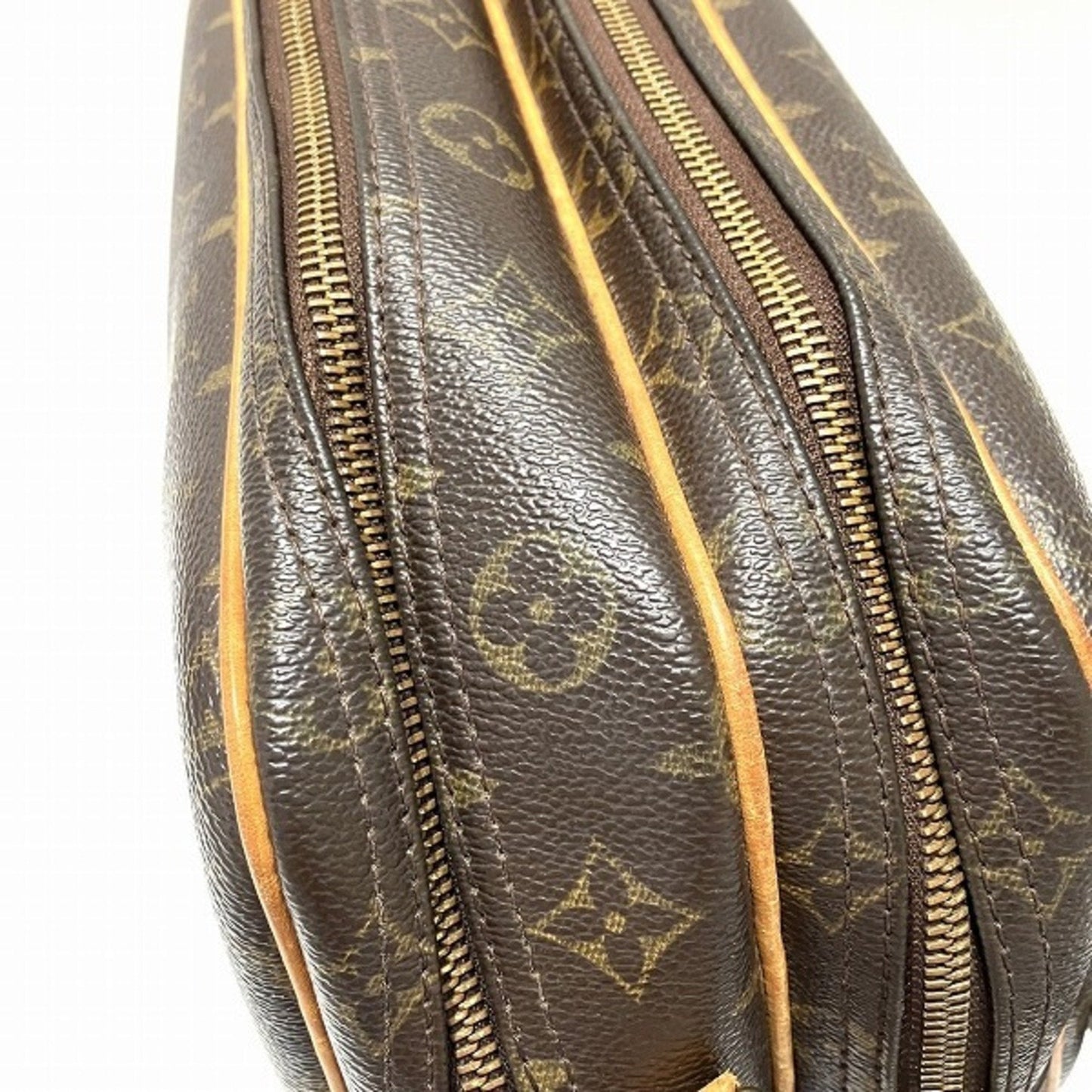 LOUIS VUITTON Reporter Shoulder Bag