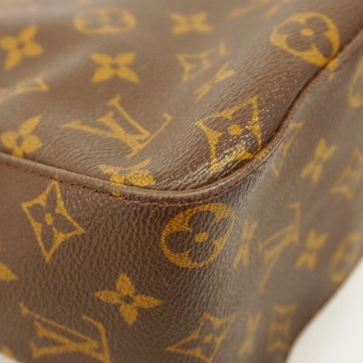 LOUIS VUITTON Looping GM Shoulder Bag