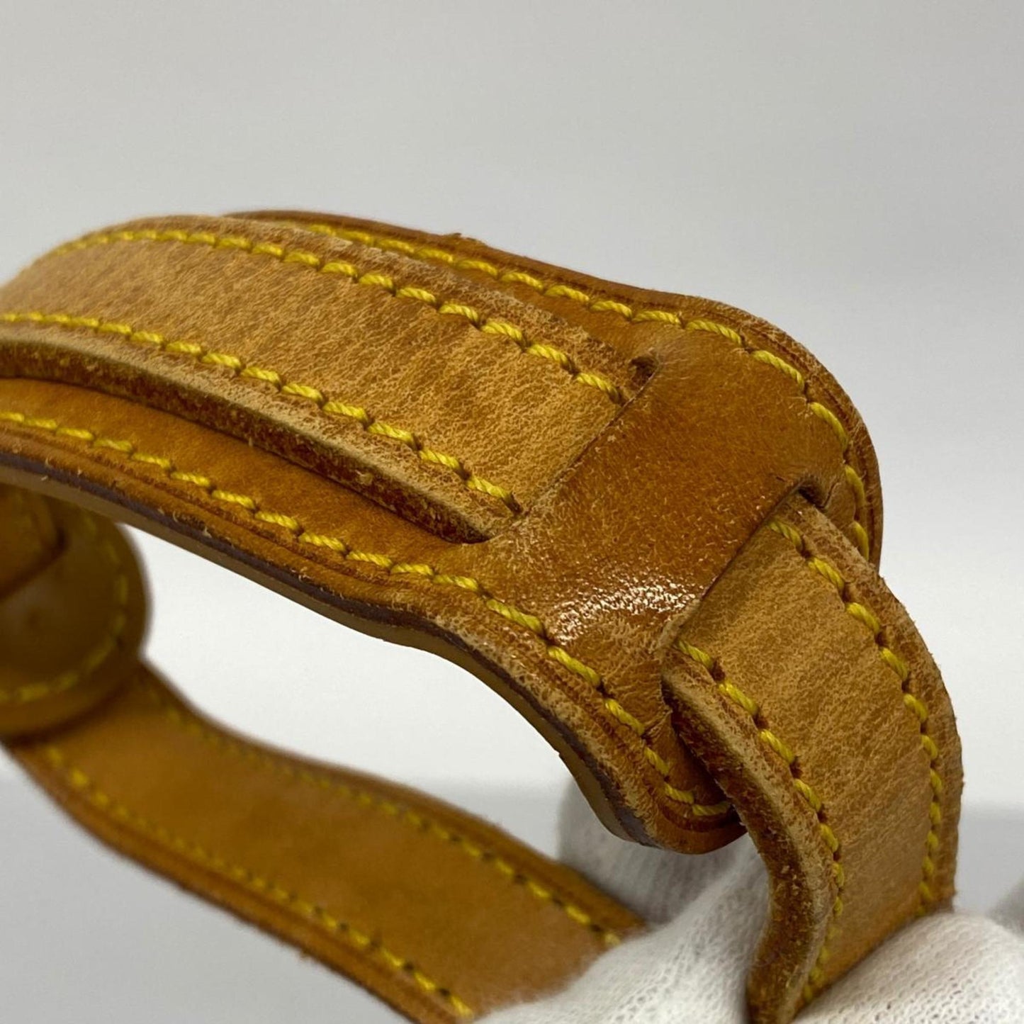 LOUIS VUITTON Jeune fille Shoulder Bag