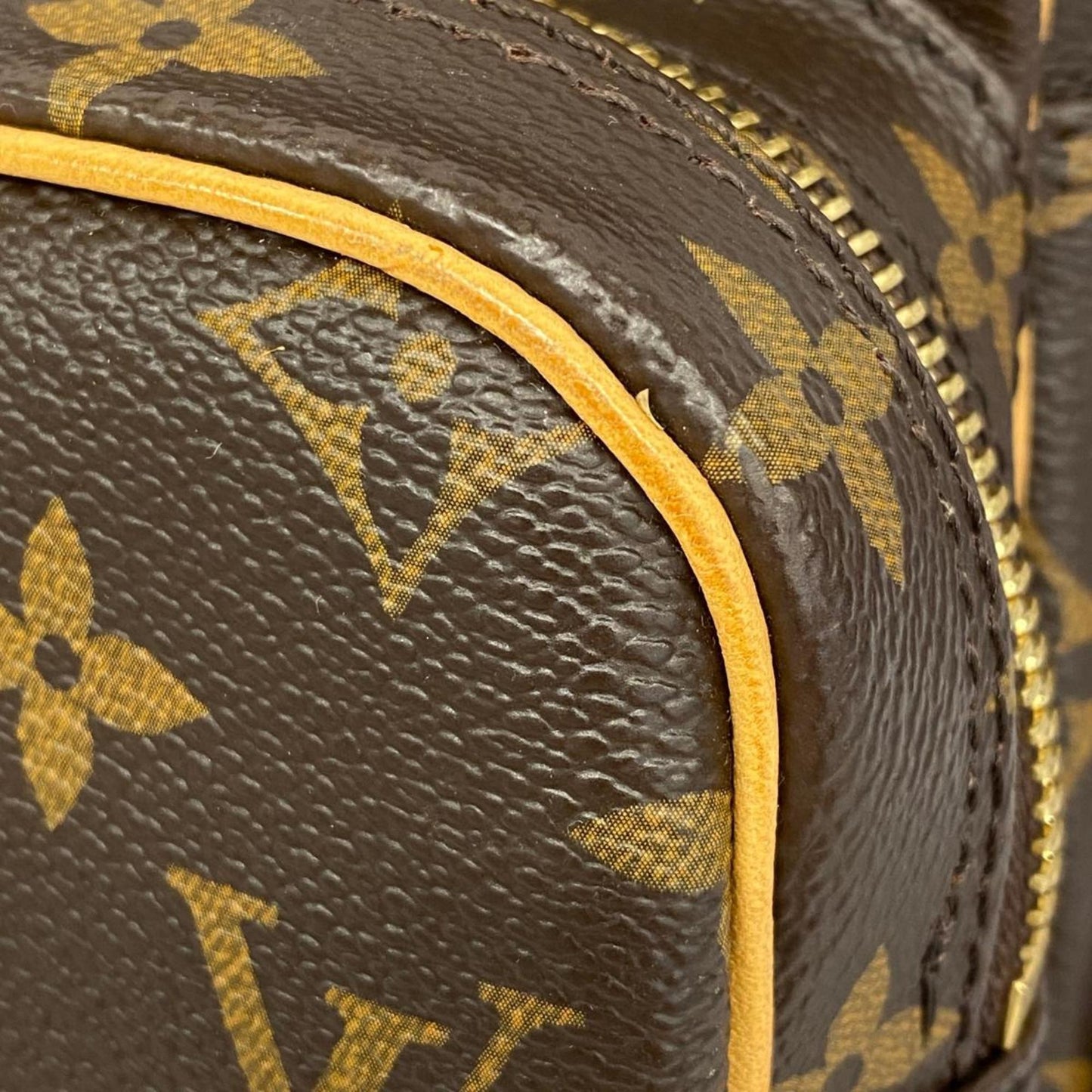 LOUIS VUITTON Nile Shoulder Bag