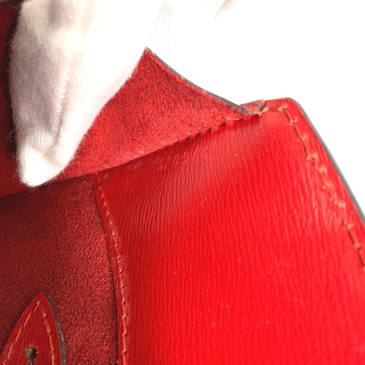 LOUIS VUITTON Cluny Shoulder Bag