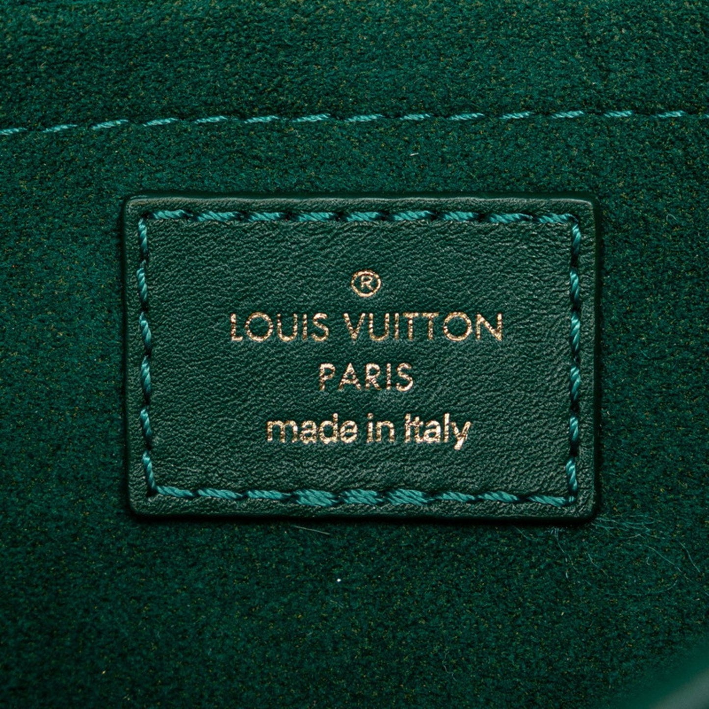 LOUIS VUITTON New wave Shoulder Bag