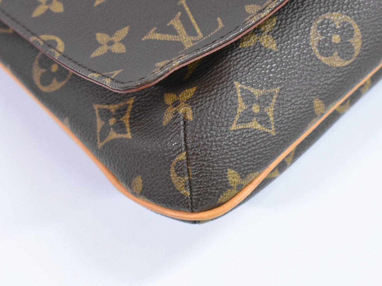 LOUIS VUITTON Musette Tango Shoulder Bag
