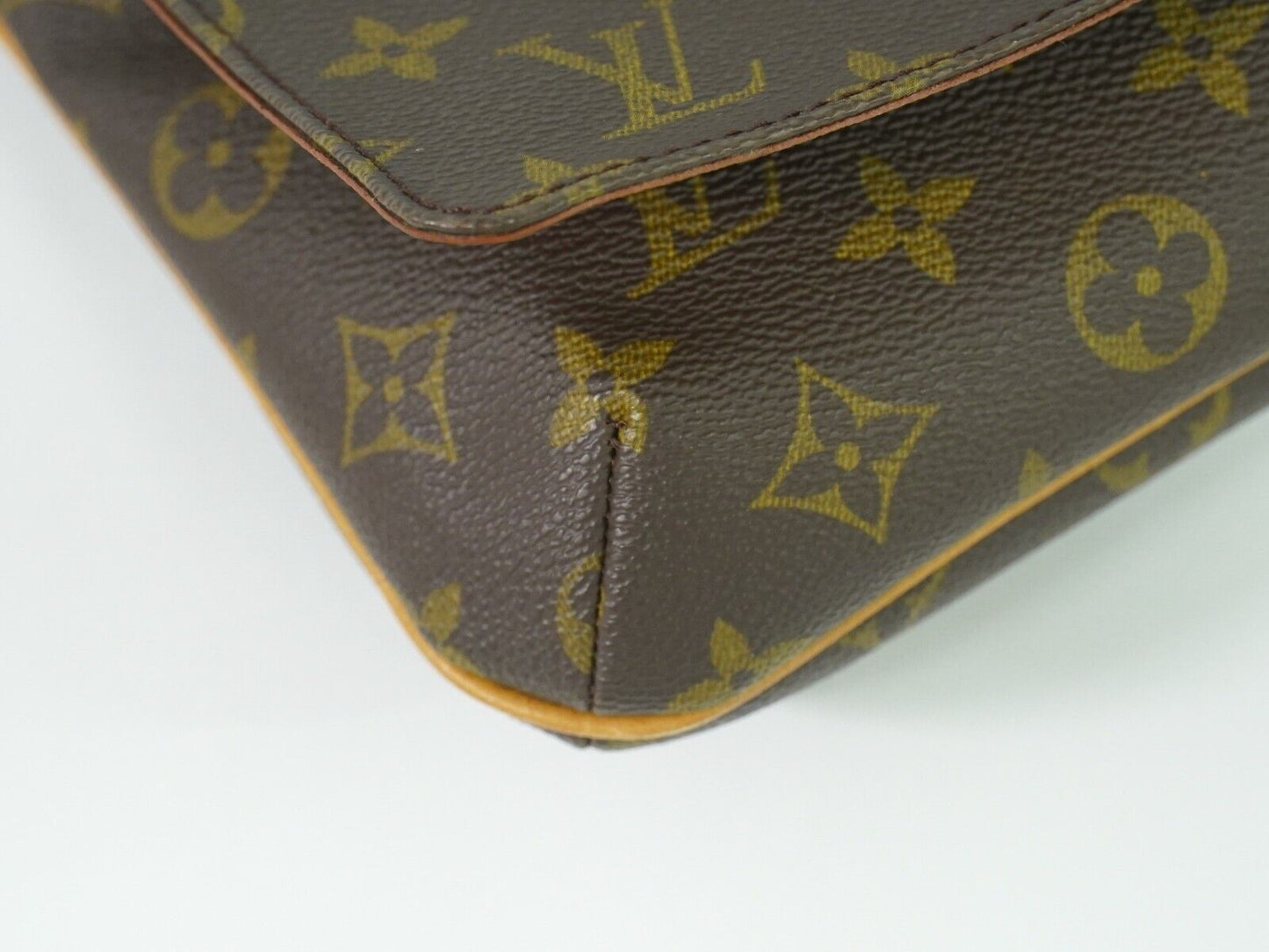 LOUIS VUITTON Musette Tango Shoulder Bag