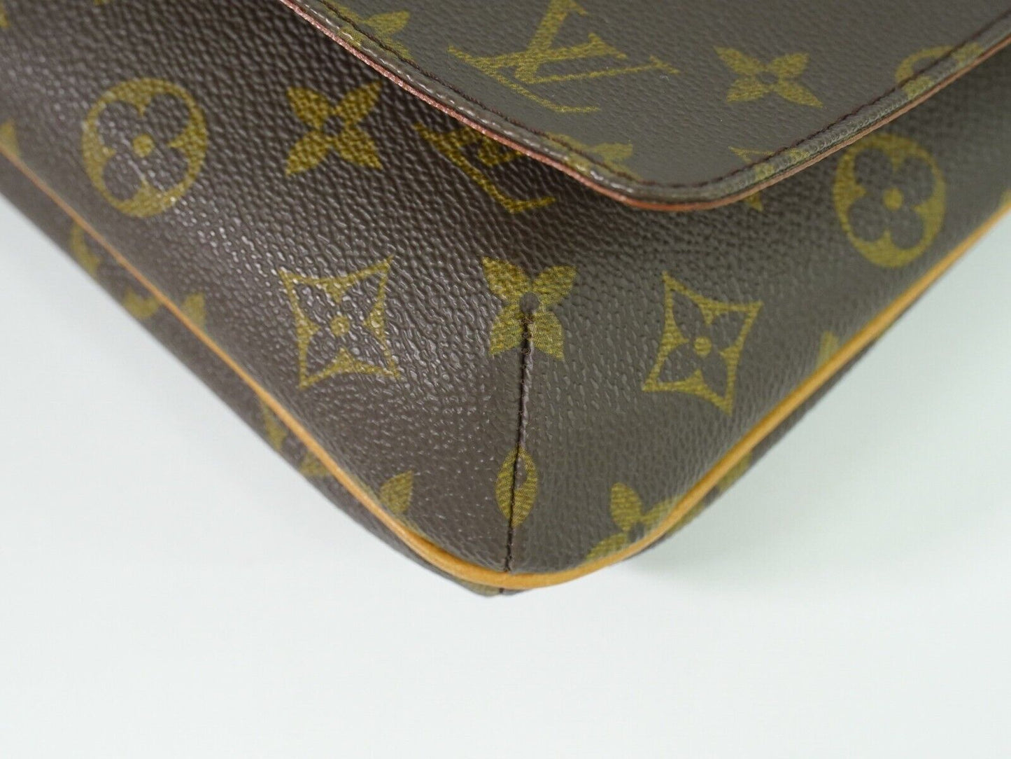 LOUIS VUITTON Musette Tango Shoulder Bag