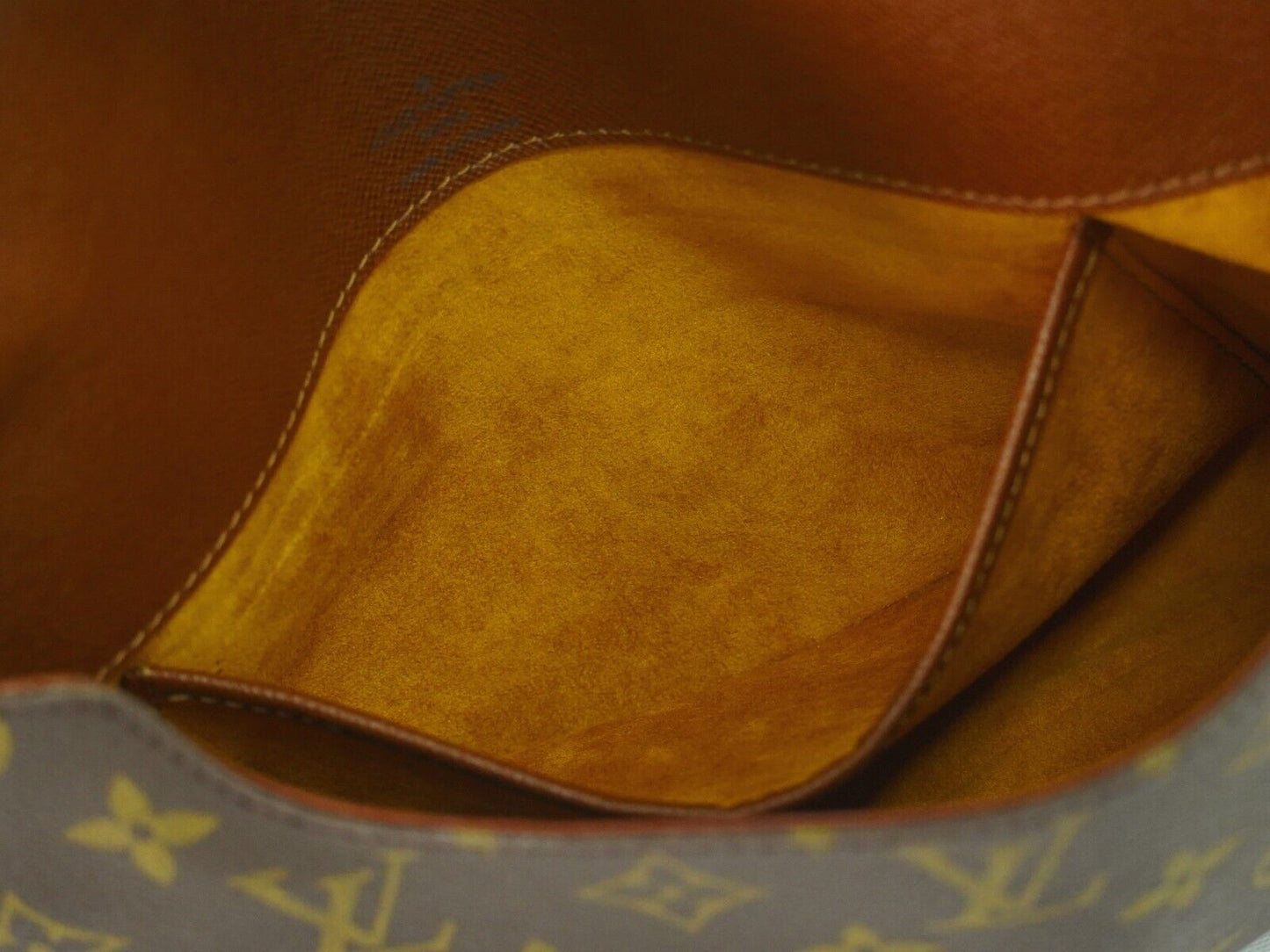 LOUIS VUITTON Musette Tango Shoulder Bag