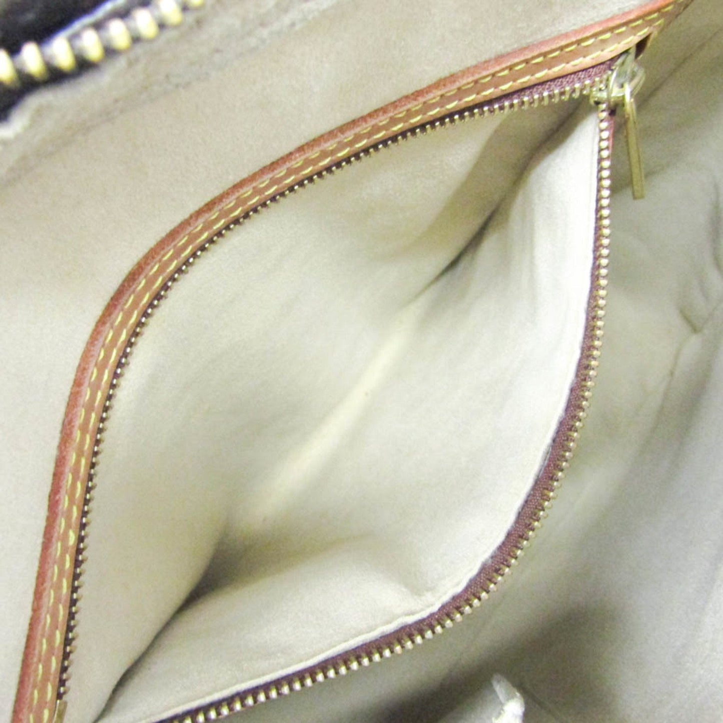 LOUIS VUITTON Looping Shoulder Bag