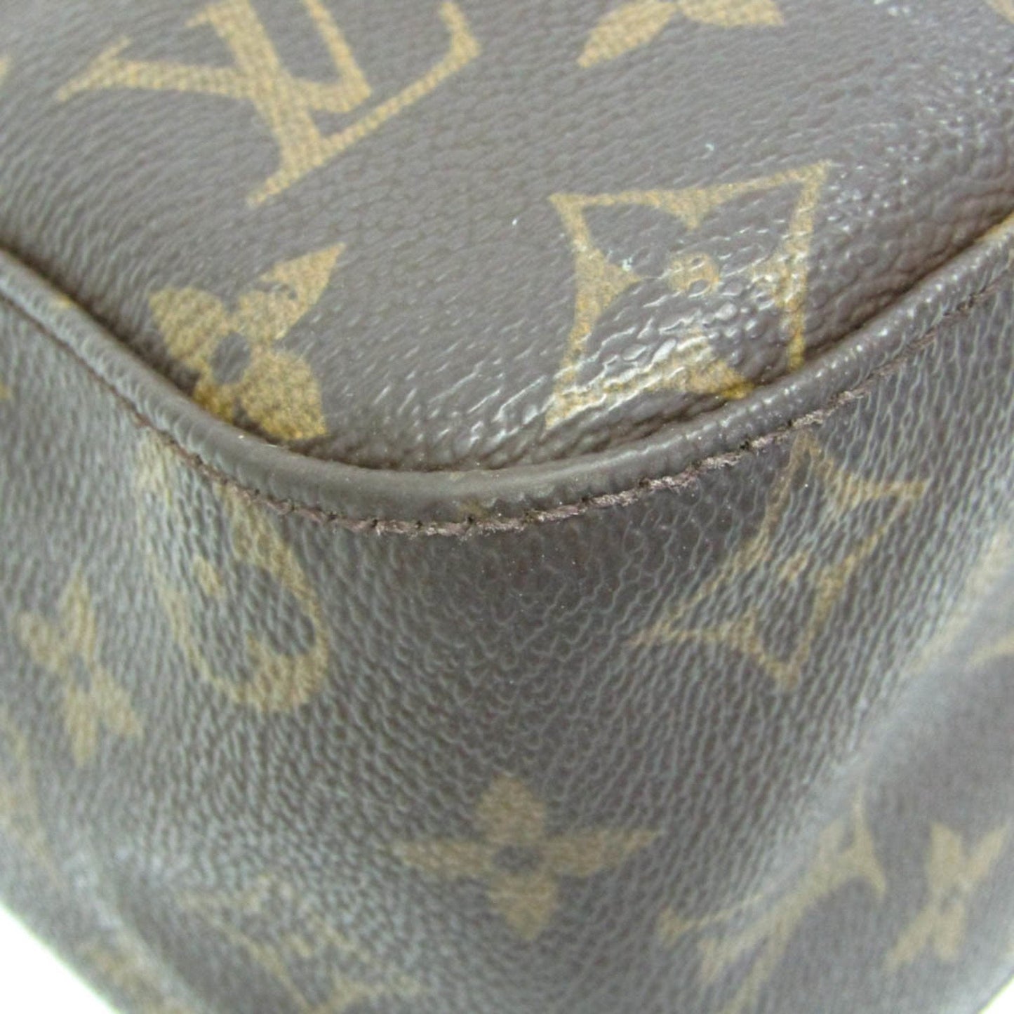 LOUIS VUITTON Looping Shoulder Bag