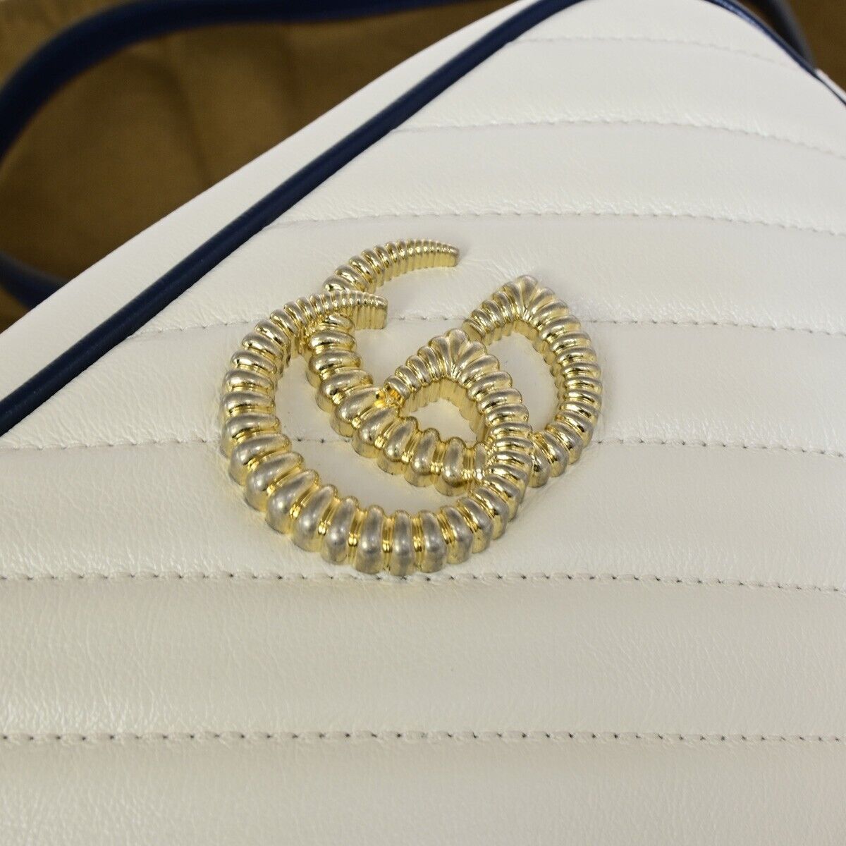 GUCCI GG Marmont Shoulder Bag
