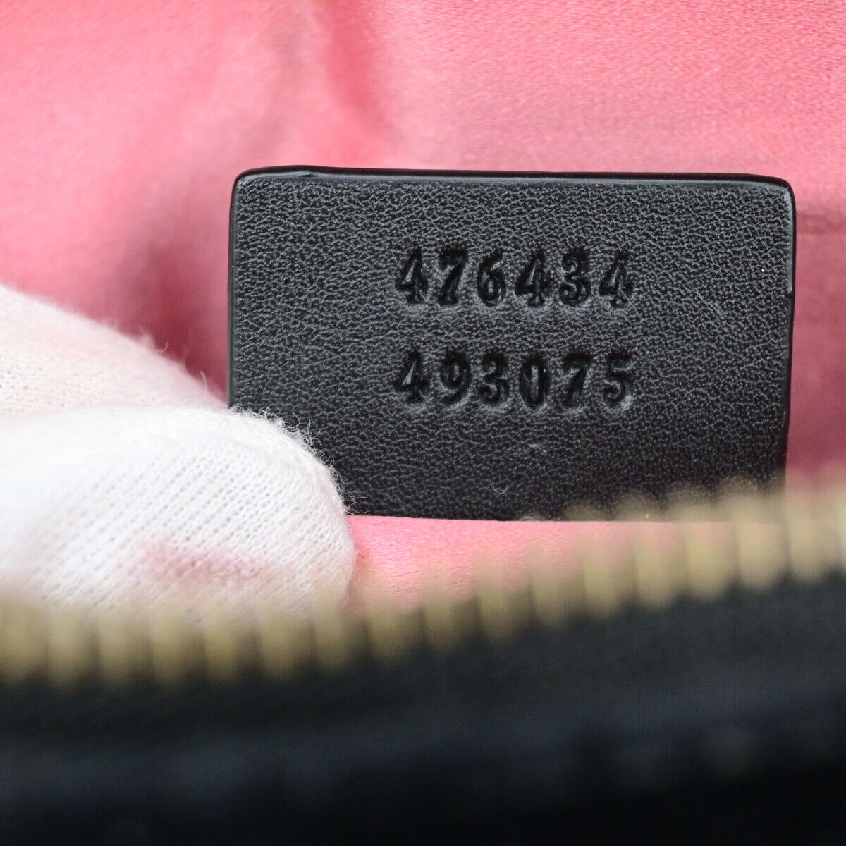 GUCCI Marmont Shoulder Bag