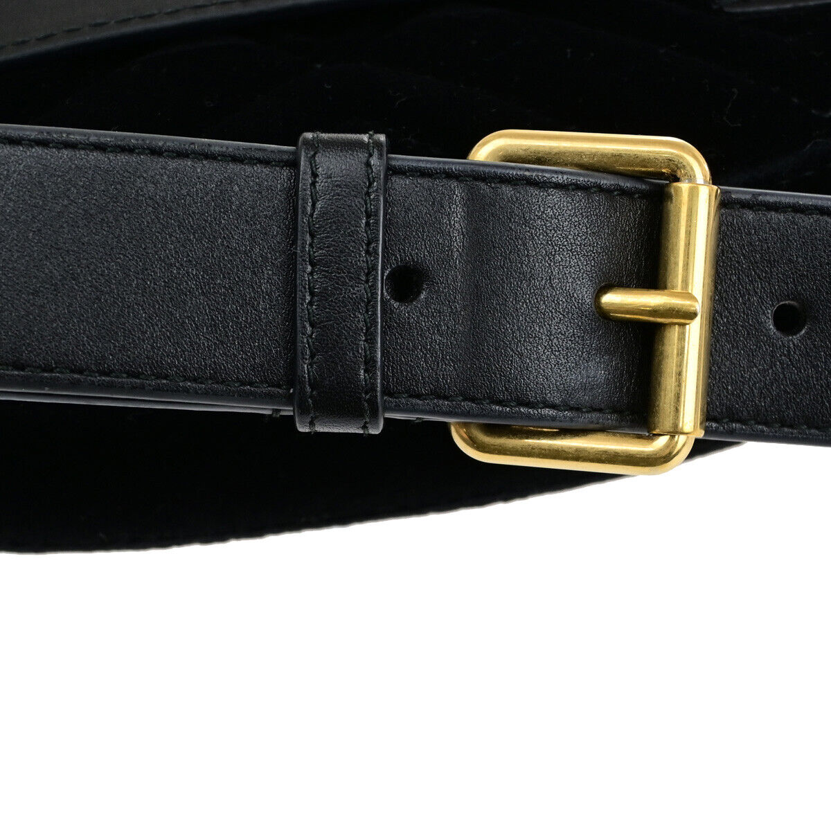 GUCCI Marmont Shoulder Bag